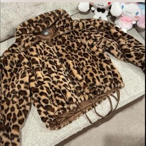 Cropped Leopard Print Jacket